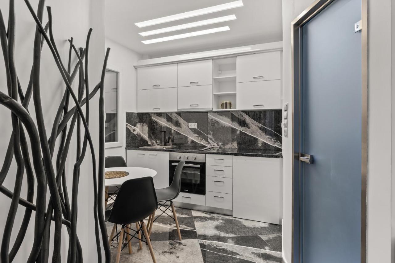 Athens Warehouse Boutique Hotel & Suites Экстерьер фото