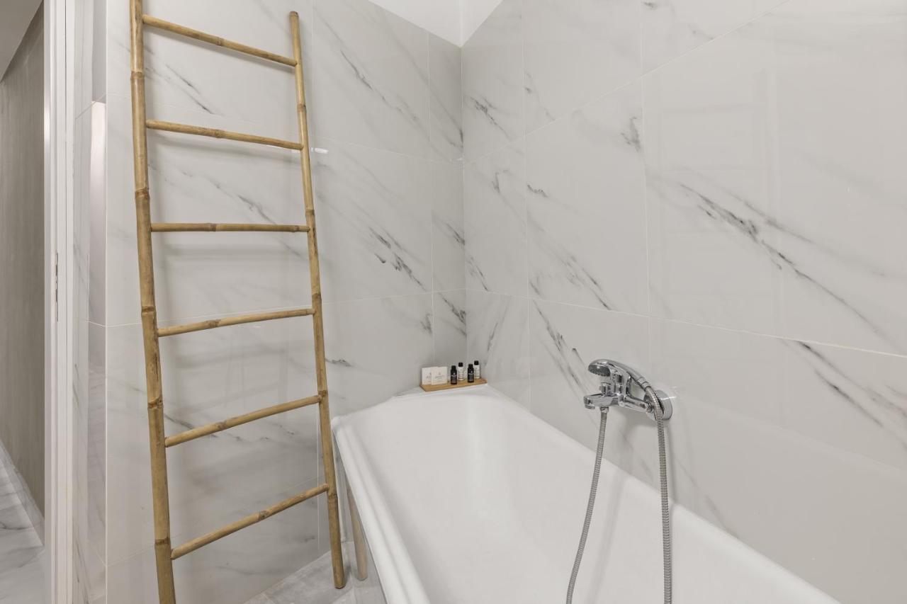 Athens Warehouse Boutique Hotel & Suites Экстерьер фото