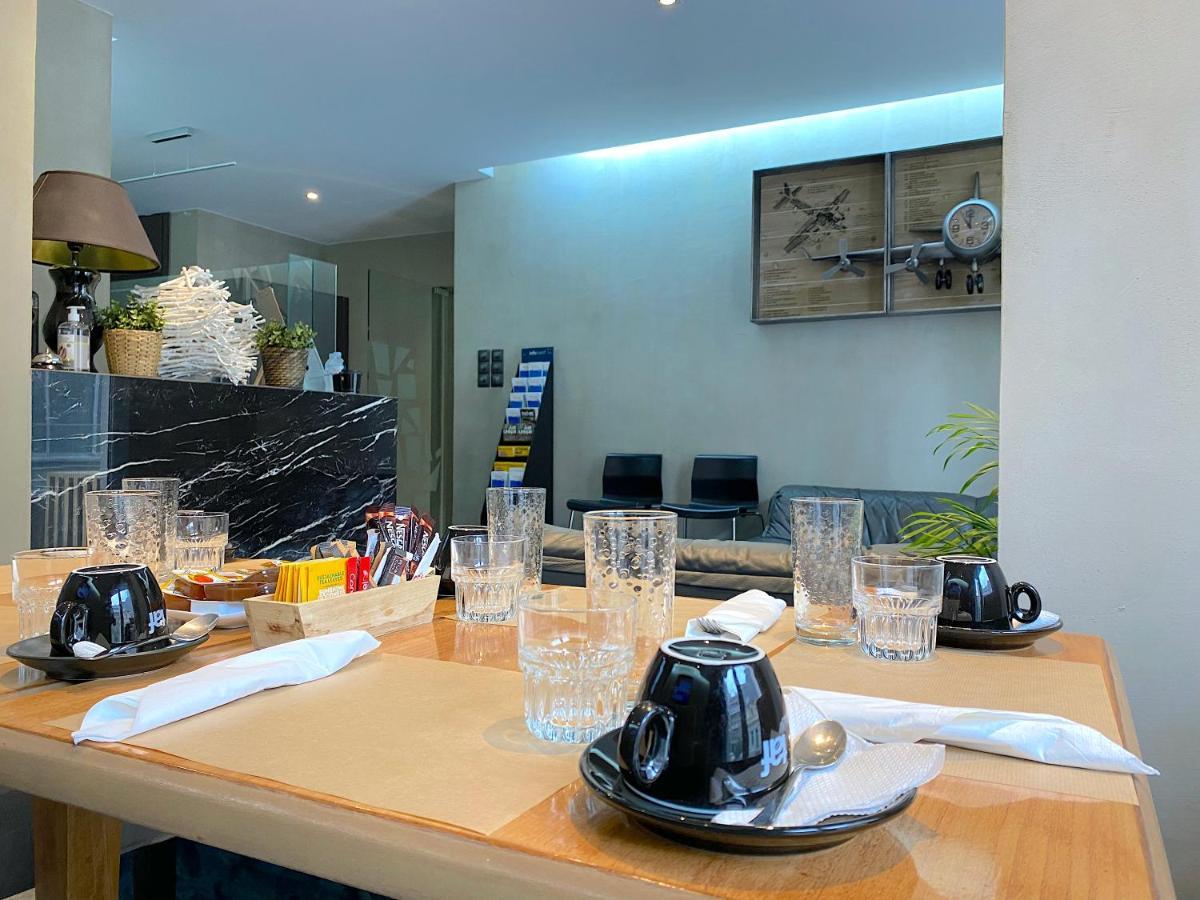 Athens Warehouse Boutique Hotel & Suites Экстерьер фото